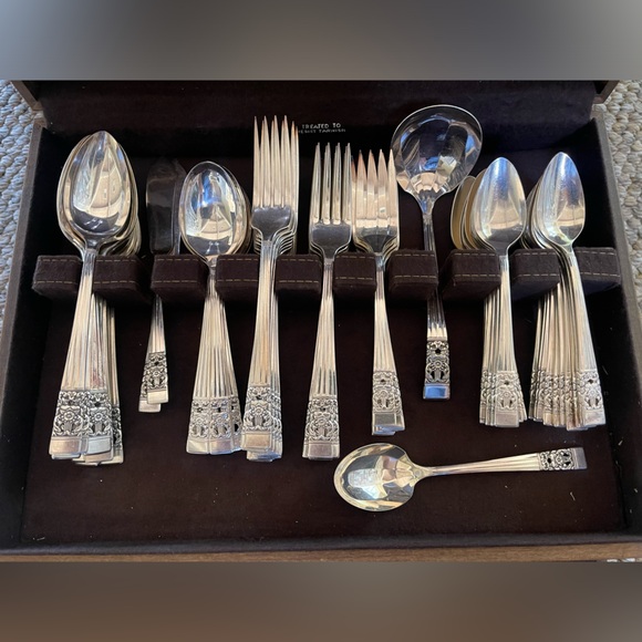 Community silver plated silverware. Style Coronation. 112 pieces - Picture 3 of 8
